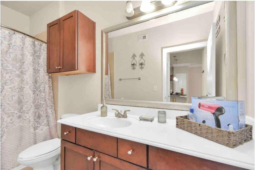 Luxury 1Bedroom/Pool View/ Galleria W/Study Desk Хюстън Екстериор снимка